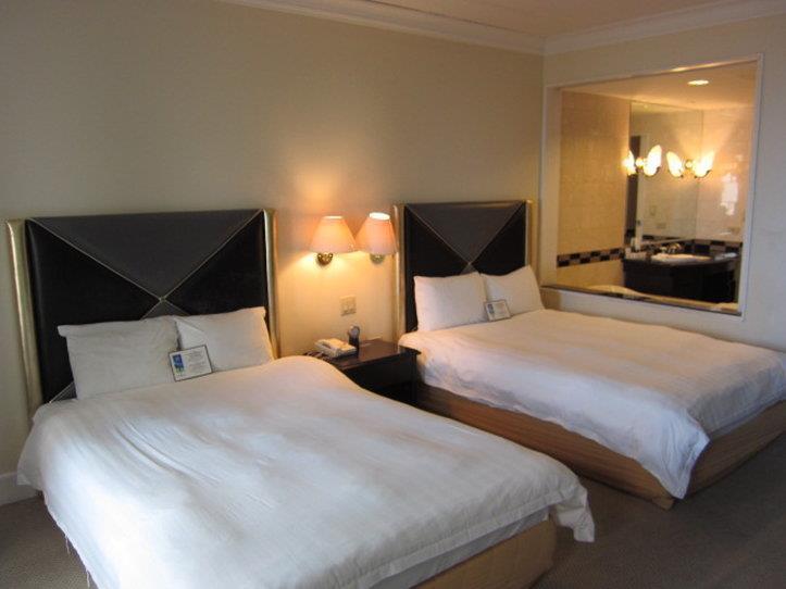 Royal Orchid Hotel Guam Tamuning Zimmer foto
